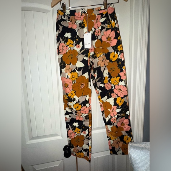 Flora Bea NY size small shirt and pants set - Picture 2 of 4